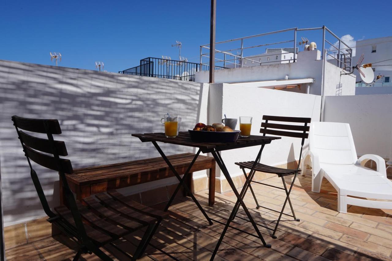 Impluvium Conil-Terraza Privada-Parking- Mayores De 25 Anos Conil De La Frontera Exteriör bild